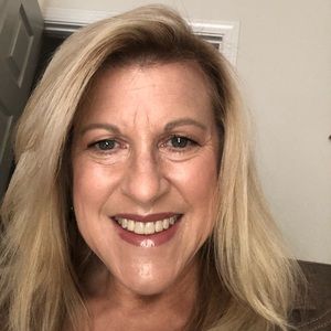 Meet your Posher, Renee